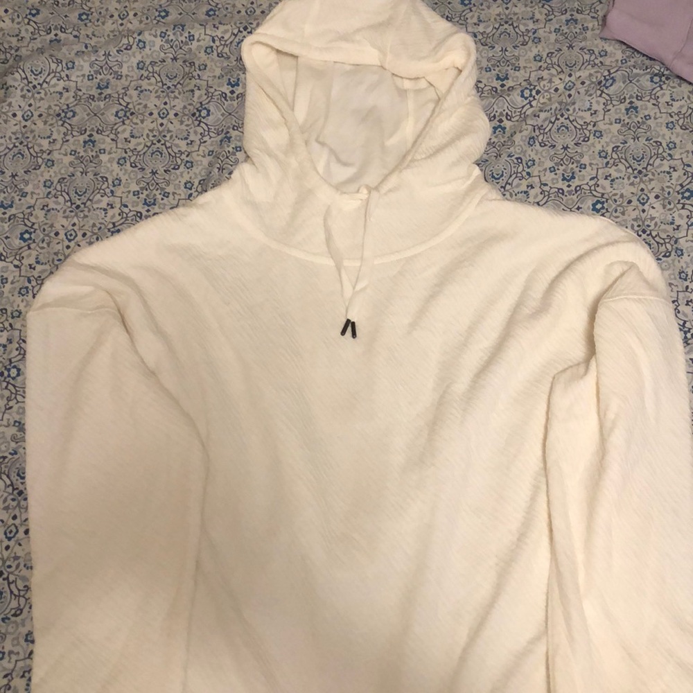 Hooded sweater